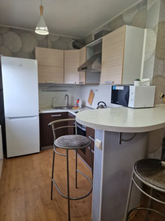 Центр города, ЦУМ, гостиница Ахтуба, Воинская часть 15 минут на машине