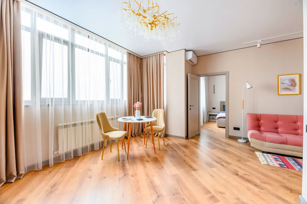 Квартира Современная квартира в самом центре рядом с метро и Арбатом — Алматы