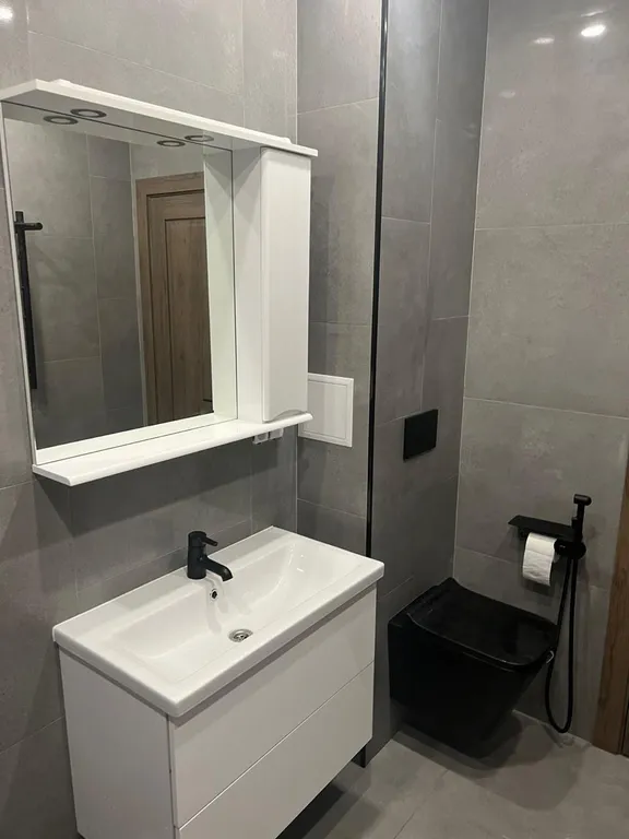 Квартира с панорамным окном, в престижном ЖК