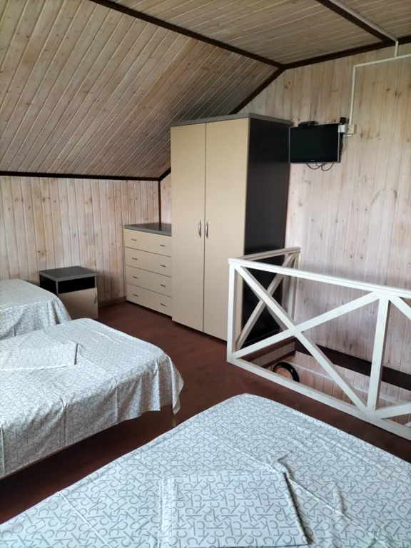 Двухэтажный четырёхместный дом на Азовском море