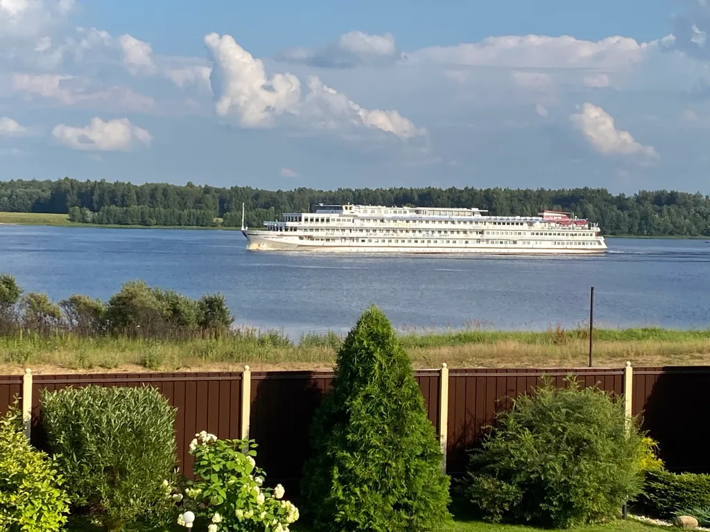 Дом-баня с видом на Волгу