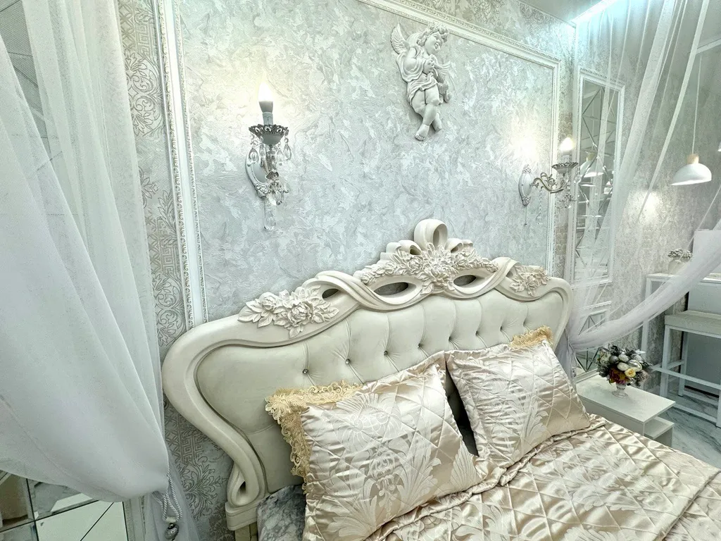 Апартаменты в античном стиле, гармония прошлого и настоящего