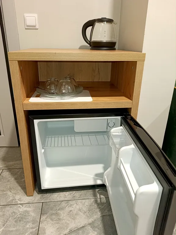 Трехместный номер с выходом во двор