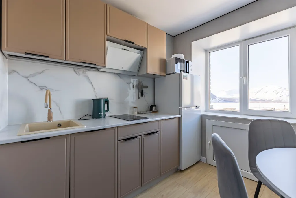 Уютная квартира с видом на горы и озеро