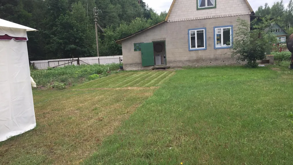 Уютный дачный домик в красивом уголке природы