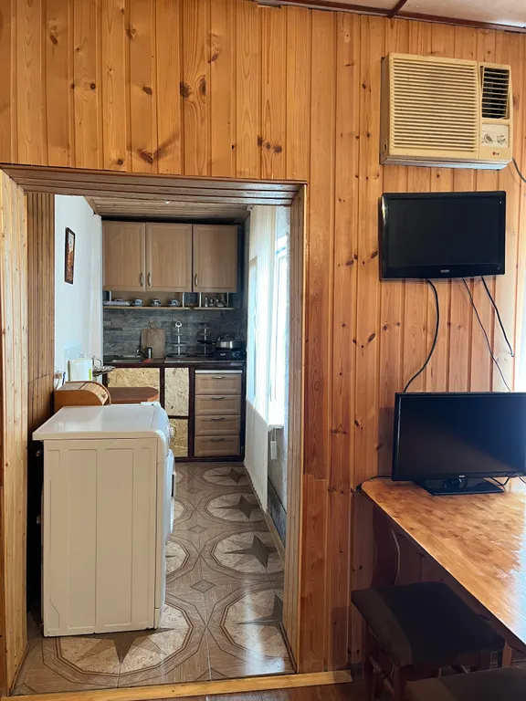 Коттедж Гостевой домик, с отдельным входом, в самом центре города Сухум. — Сухум