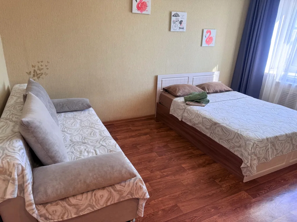 Уютная квартира в центре города, Нефтегаз