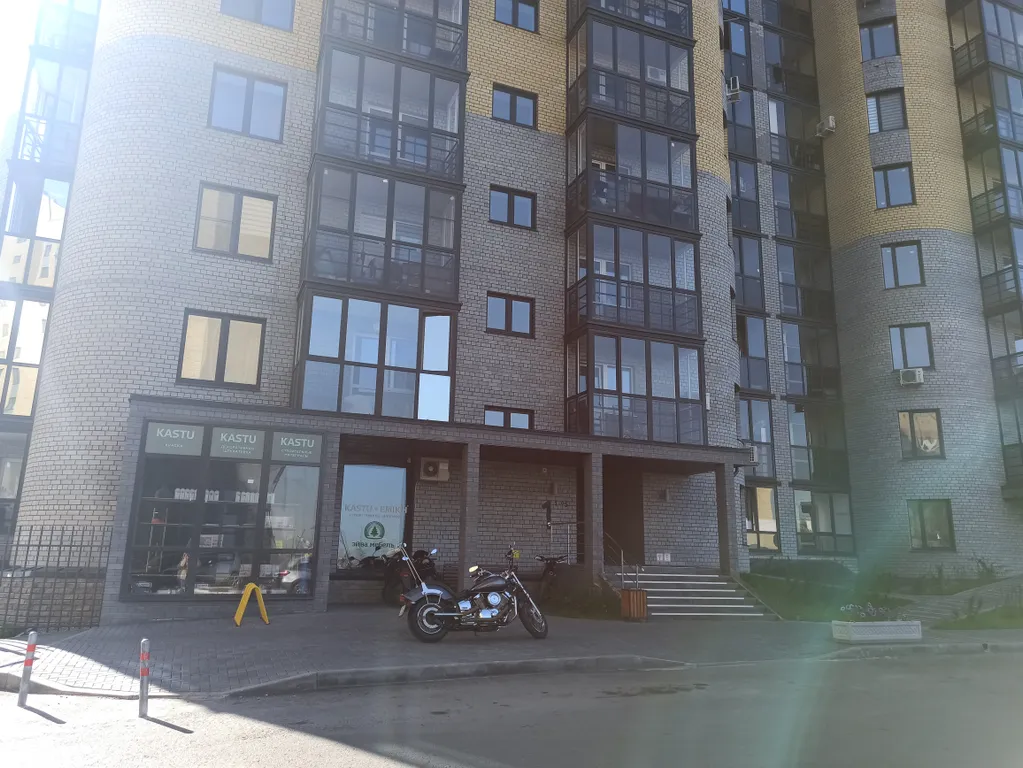 Квартира Студия возле Кристалла — Тюмень