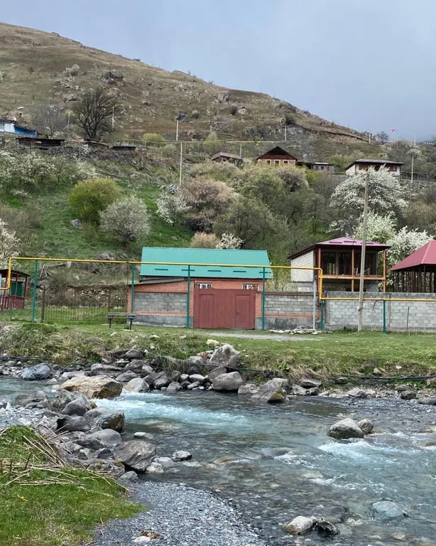 Домик у реки