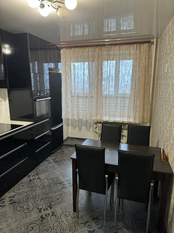 Квартира в центре города, напротив ЖД вокзала, рядом Цирк