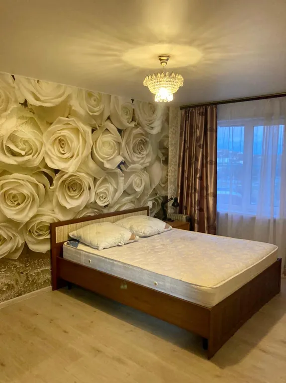 Уютная четырехкомнатная квартира в центре Славянки