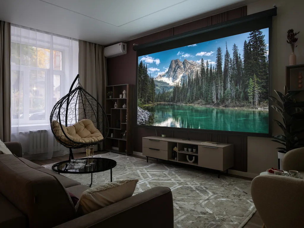 Просторная квартира у Патриарших с проектором