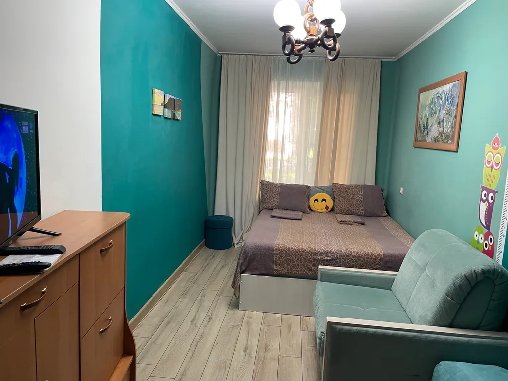 Комфортная квартира близ питьевой галереи