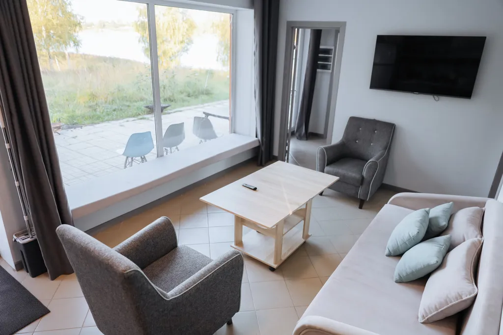 Уникальное панорамное шале с баней прямо на берегу водохранилища