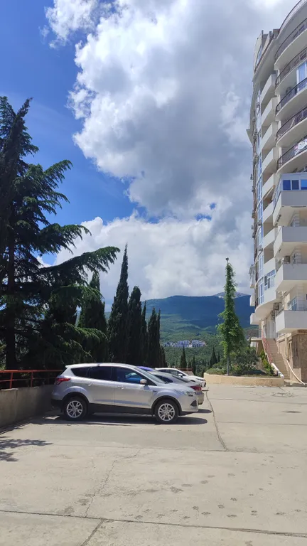 Апартамент Любимое Небо - море и горы - наслаждаться лежа на кровати