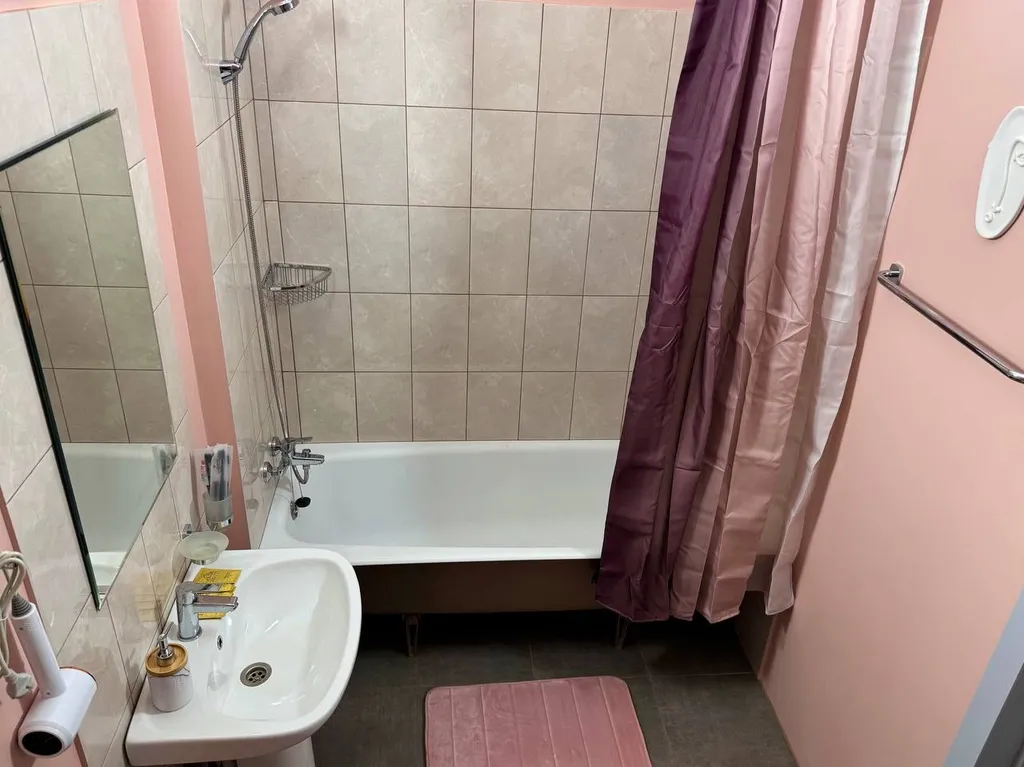 Квартира Квартира напротив трц Планета — Красноярск