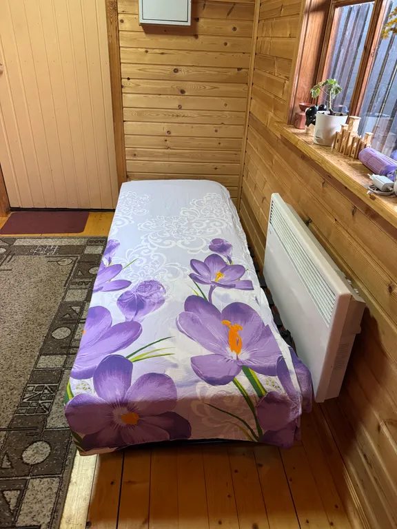 Уютный домик с печью-камином в центре