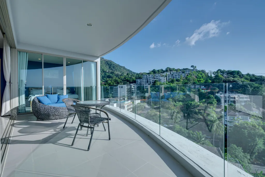 Просторный апартамент с двумя спальнями от Continent