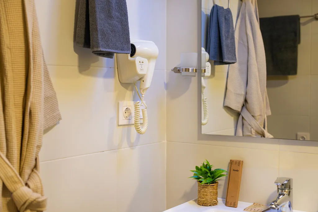 Sea Dreams - Enchanting Views of the Singing Fountains and Sunset