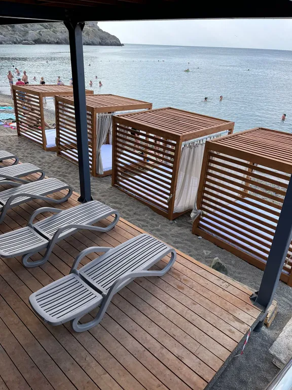 Двухкомнатные апартаменты в апарт-комплексе Атлас с видом на море