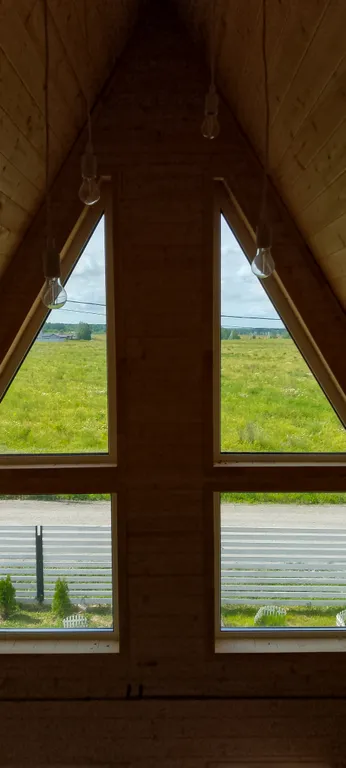 Стильный A-frame с баней/сауной и сибирским чаном на дровах.