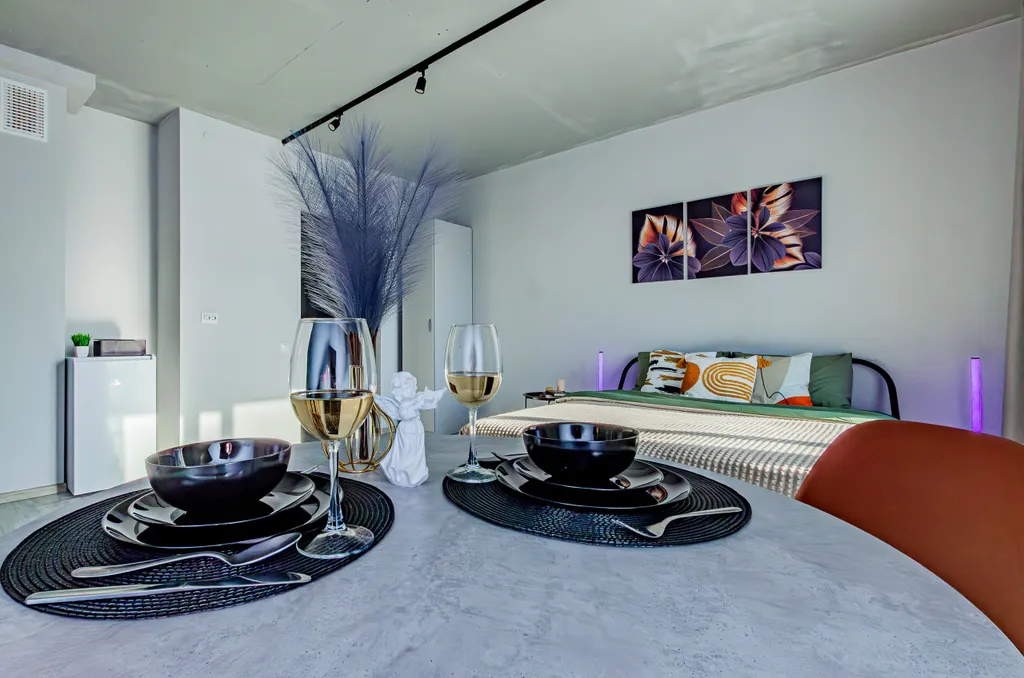 Уютная студия на Теплых встреч