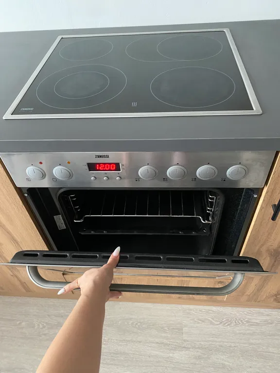 Уютная квартира-студия с кондиционером в ЖК Спектр