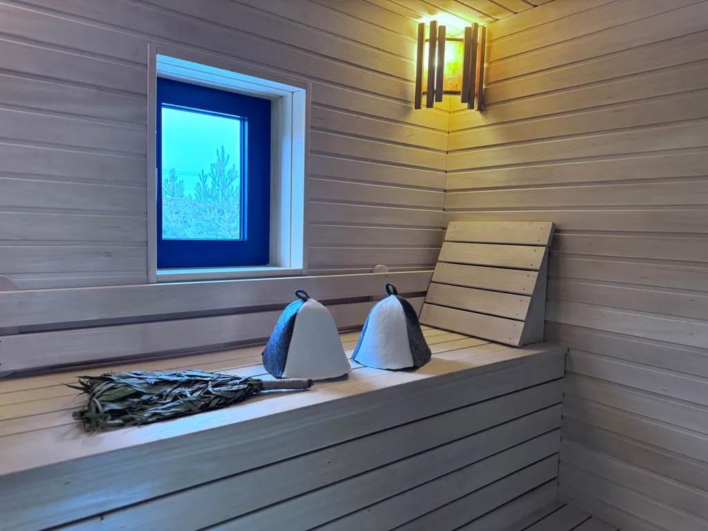 Дом с баней, сибирским чаном и теплой панорамной беседкой