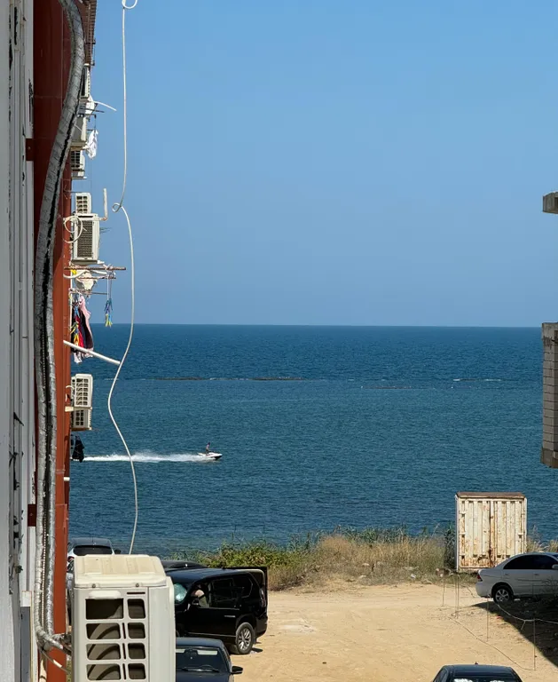 Студия на берегу моря