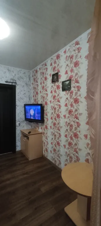 Дом  с отдельным входом и парковкой