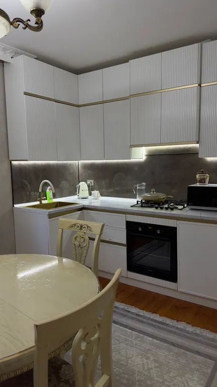 Уютный просторный дом со двором, круглосуточная вода