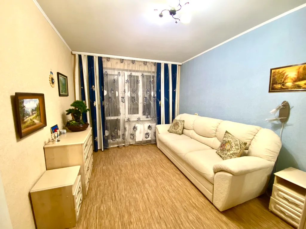 Чистая, аккуратная 3-комнатная квартира с удобным расположением
