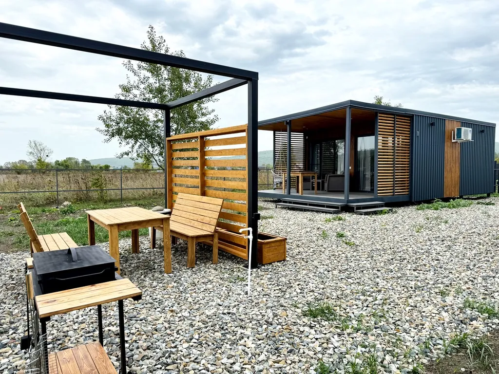 Дом с видом на луга и горы