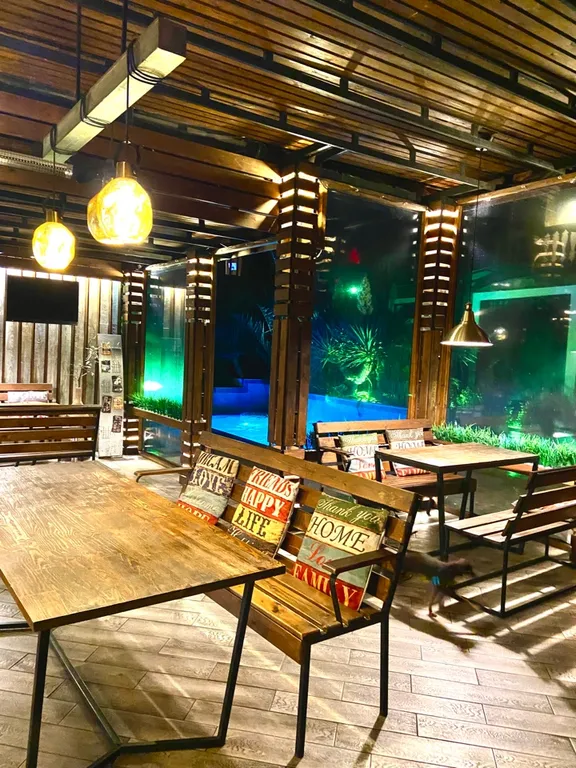 Коттедж Домик у бассейна — Сириус