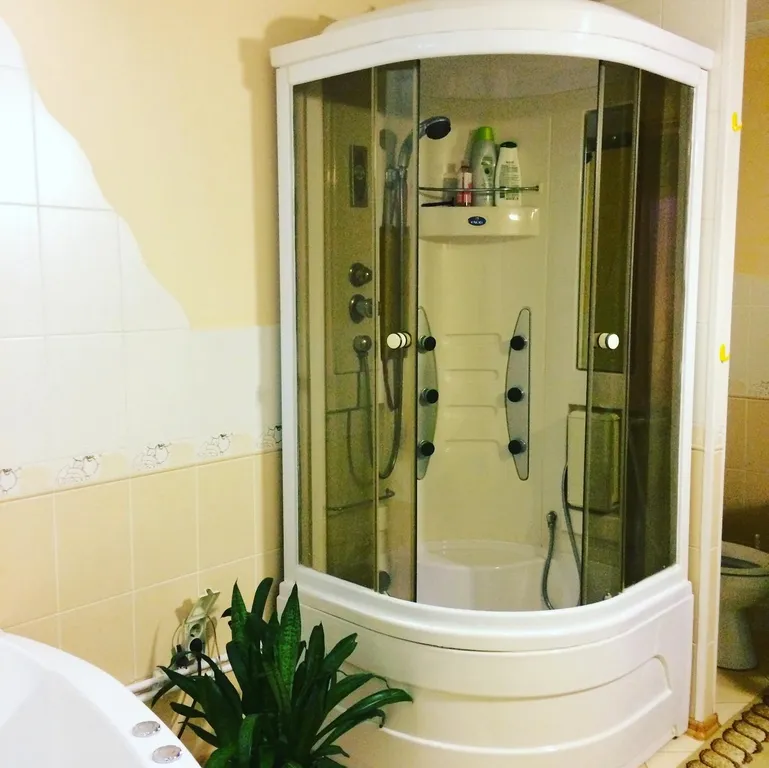 Квартира на горнолыжном курорте с видом на гору и камином