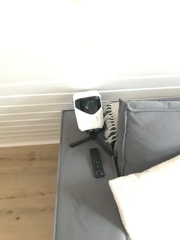 Треугольный домик рядом с Беловежской пущей