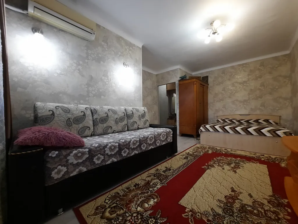 Классная современная квартира в советском ретро стиле