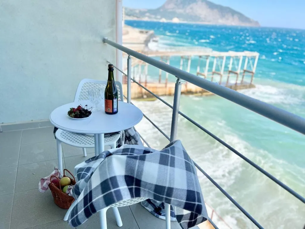 Однокомнатный апартамент на первой линии в ЖК Наутилус