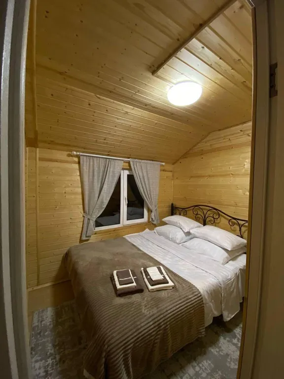 Домики у реки Теберда