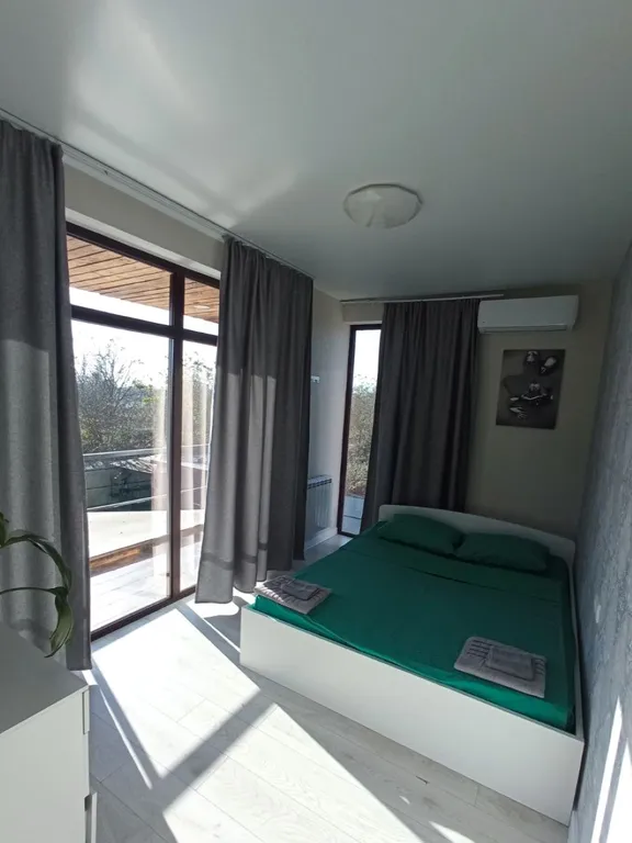 Коттедж Вилла Банана, дом с подогреваемым бассейном и баней в черте города — Елизаветинская