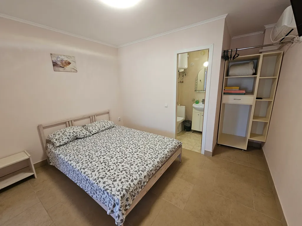 Квартира Квартира Студия в 5 минутах до моря — Новоотрадное