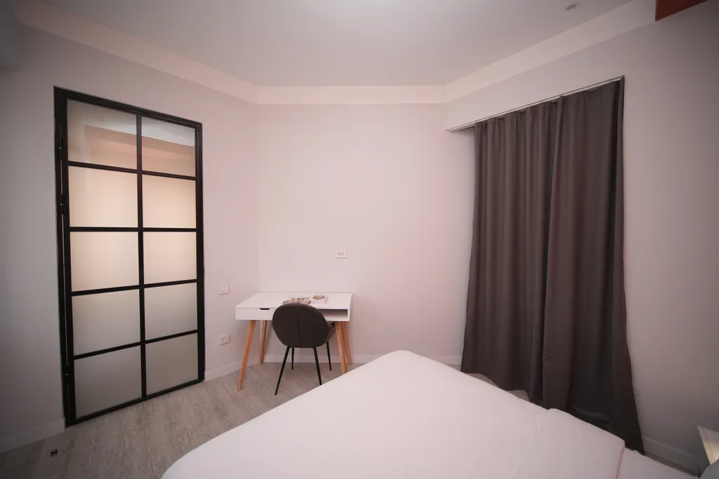 Улучшенные апартаменты с балконом и с видом на парк