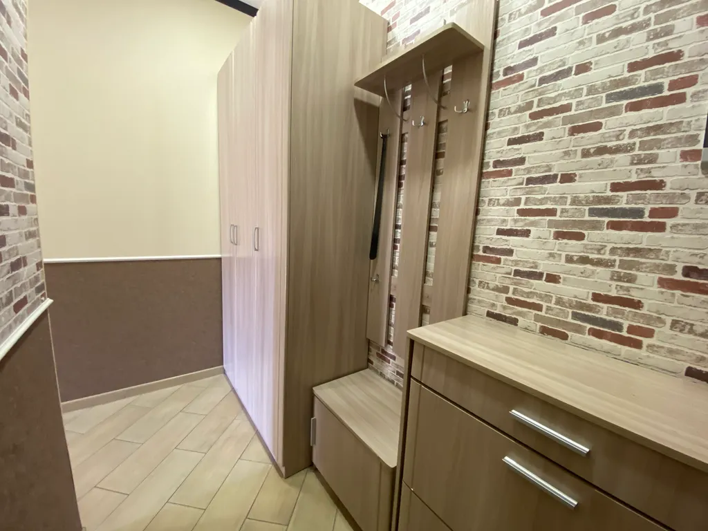 Квартира напротив подъёмника