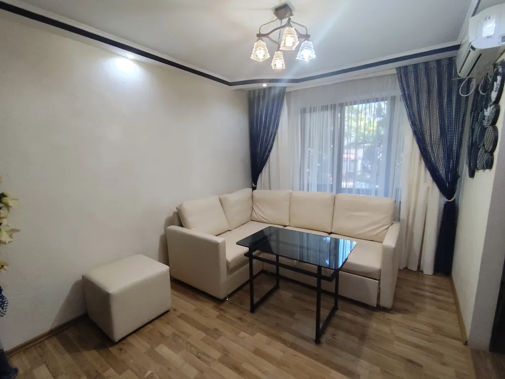 Уютная квартира в центре города — аренда посуточно в Алушта