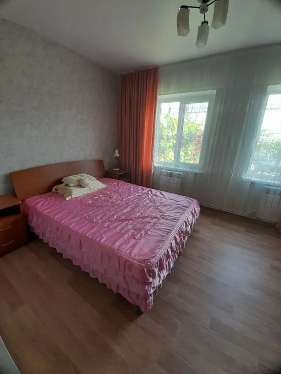 Дом в тихом пригороде не далеко от моря