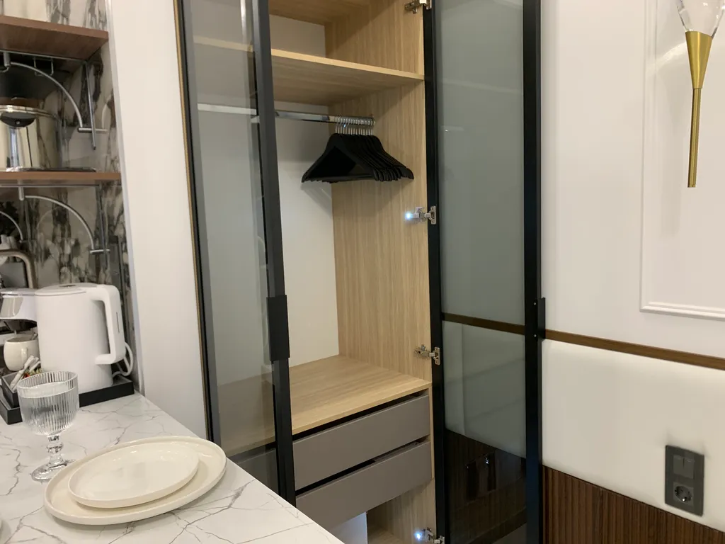 Бизнес-апартаменты PLAZA - парковка, кухня, стиральная машина, СмартТВ