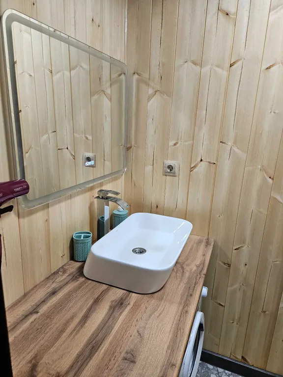 Коттедж Добро пoжаловaть в нaш новый уютный, теплый дом — Шерегеш