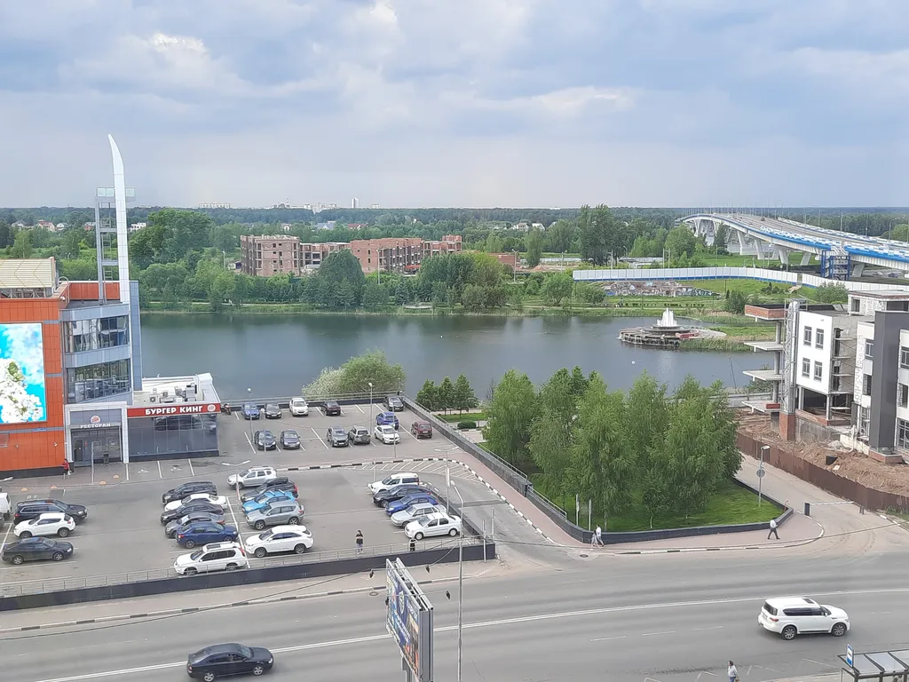 Квартира Просторная квартира в центре города у парка и озера — Дубна
