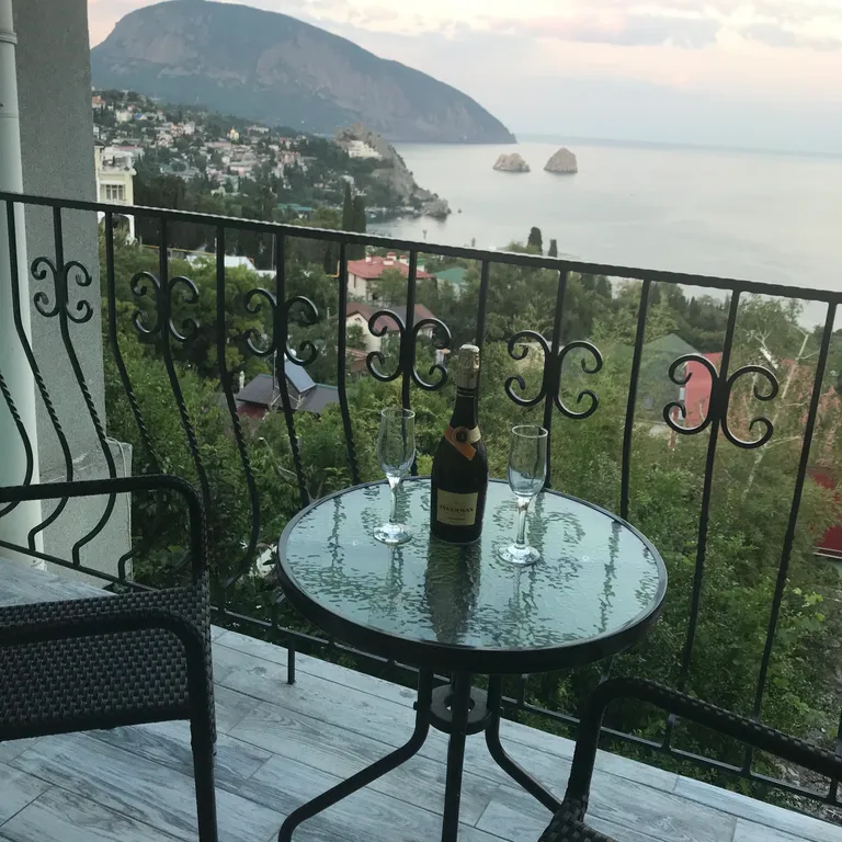 Апартаменты с видом на море