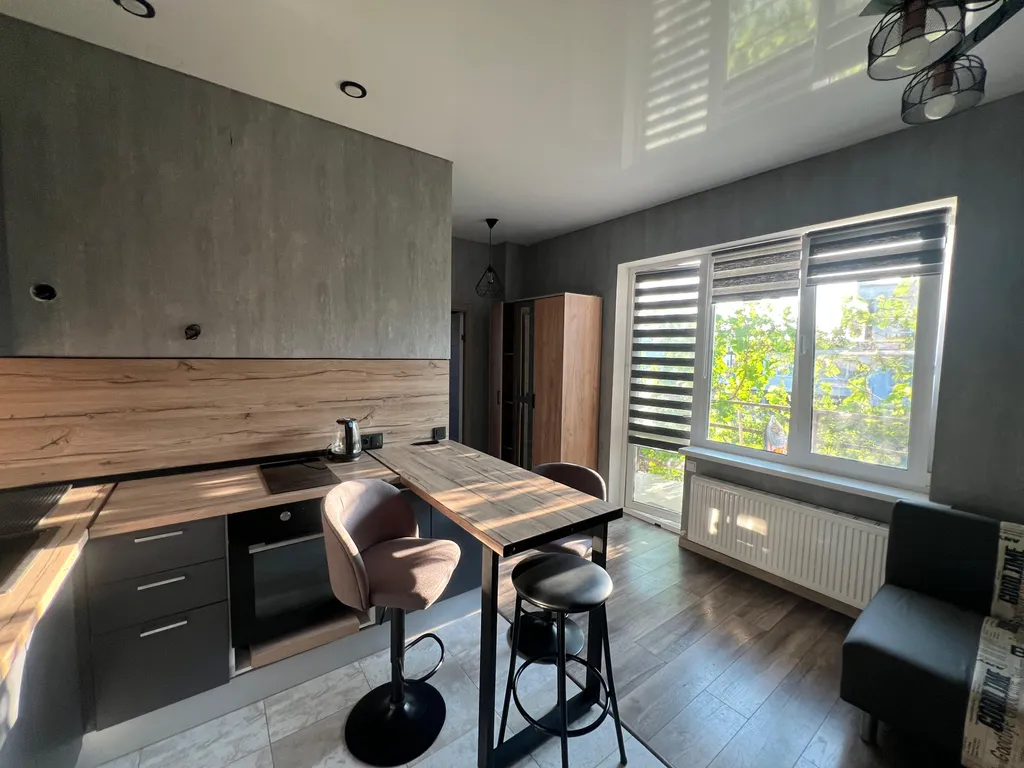 Трехкомнатные апартаменты с бассейном